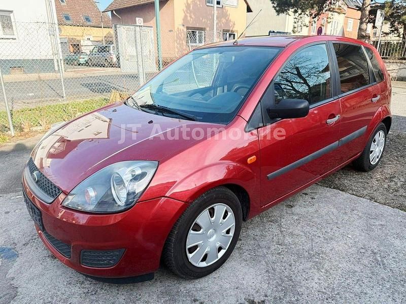 Rot Gebraucht 2007 Ford Fiesta Ambiente Limousine | 1.999 € (Fairer Preis) - Bild 1/4