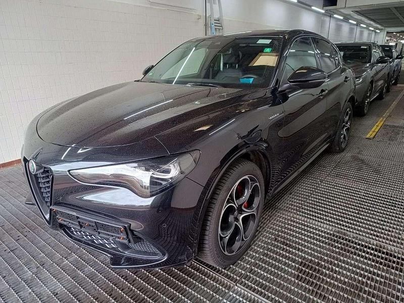 Schwarz Gebraucht 2024 Alfa Romeo Stelvio Veloce SUV | 38.450 € (Superpreis) - Bild 1/4