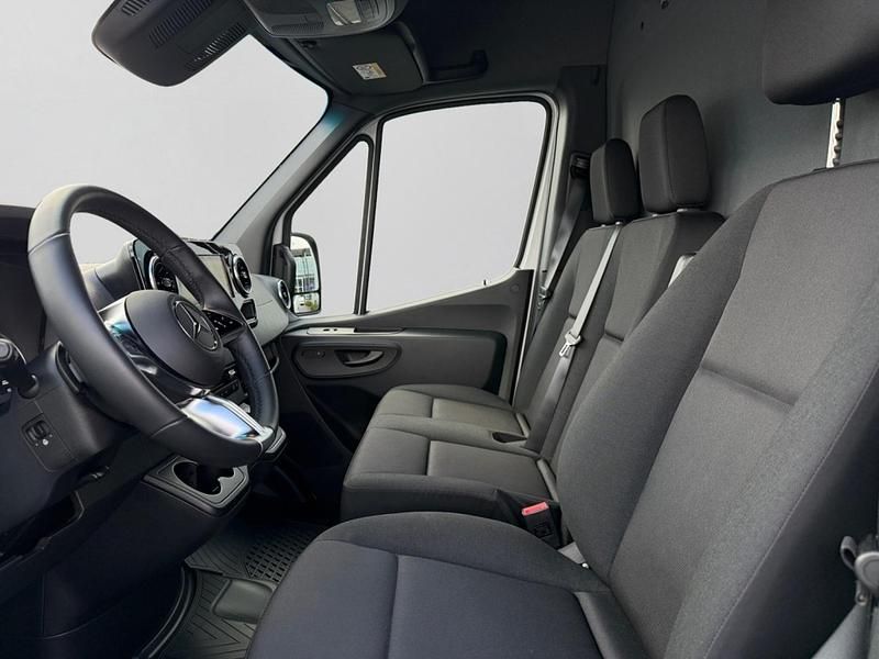 Second-hand Mercedes E-Sprinter 73 kW (100 CP) 2024 Alb Van