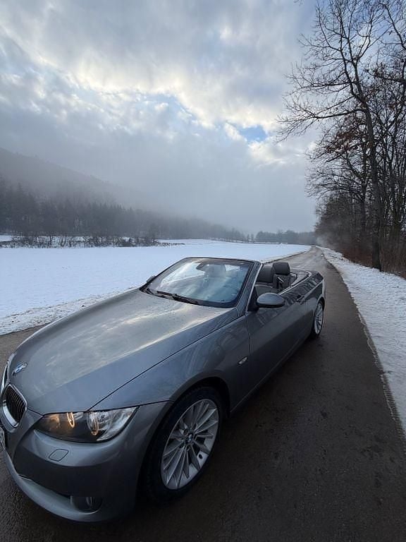 Gebraucht BMW 325 Cabriolet 218 PS (160 kW) 2007 Grau Cabrio