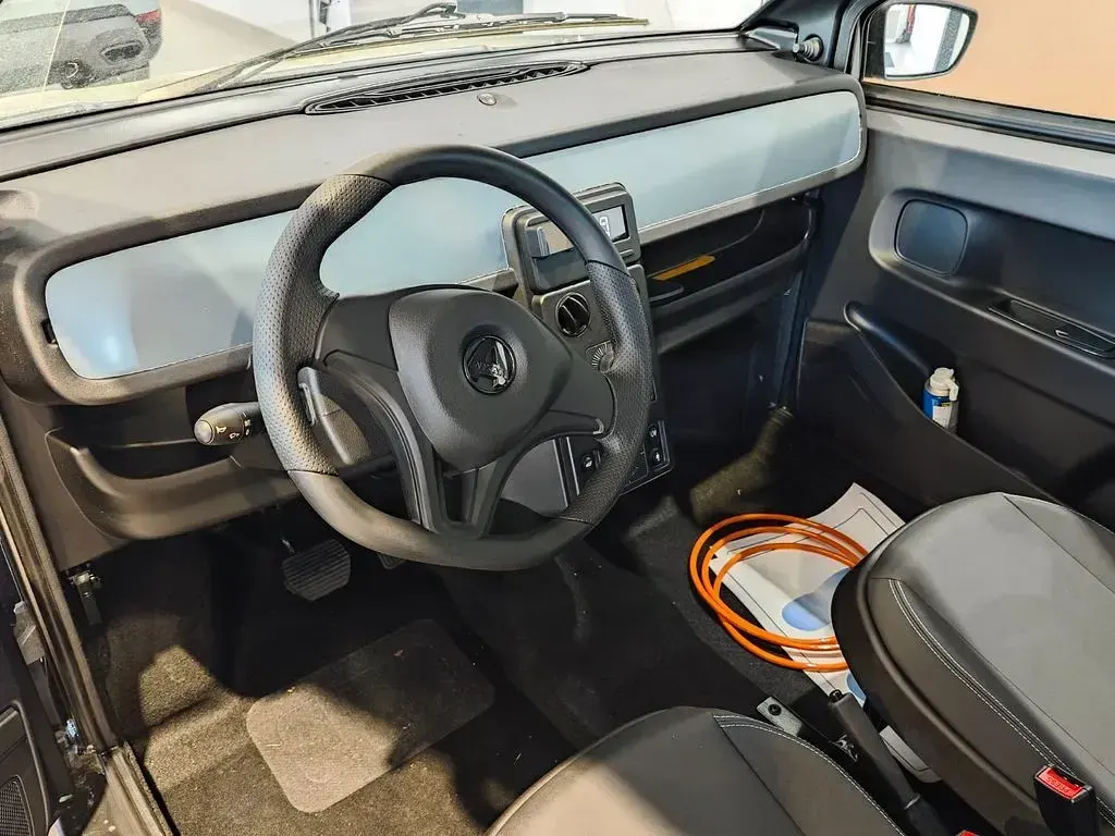 Neu Aixam Minauto Chic 5 kW (8 PS) 2026 Grau Kleinwagen