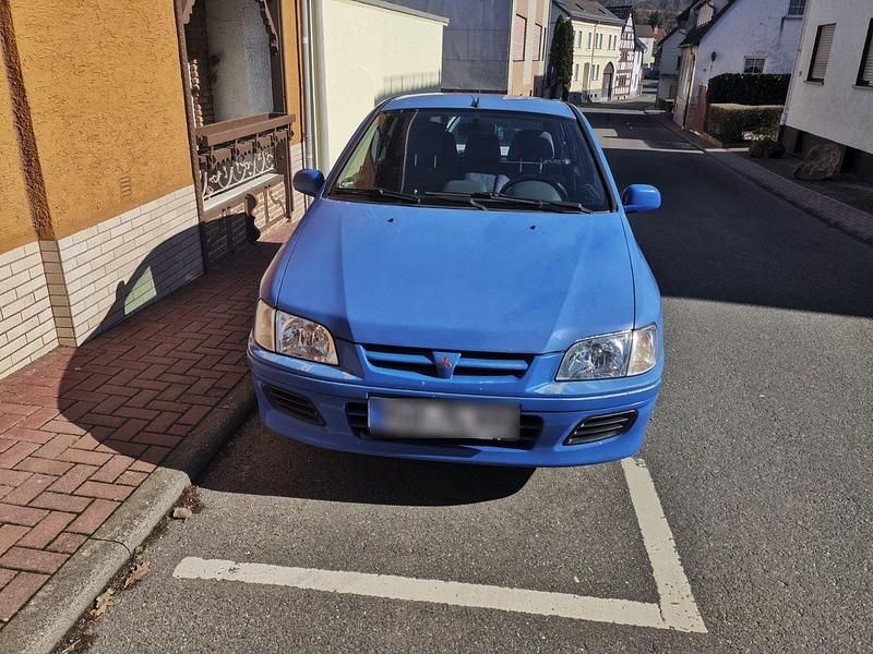 Blau Gebraucht 1999 Mitsubishi Space Star Kleinwagen | 380 € - Bild 1/4