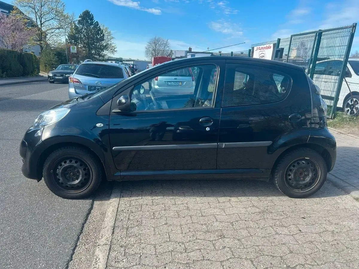 Gebraucht Citroën C1 Style 68 PS (50 kW) 2010 Schwarz Kleinwagen
