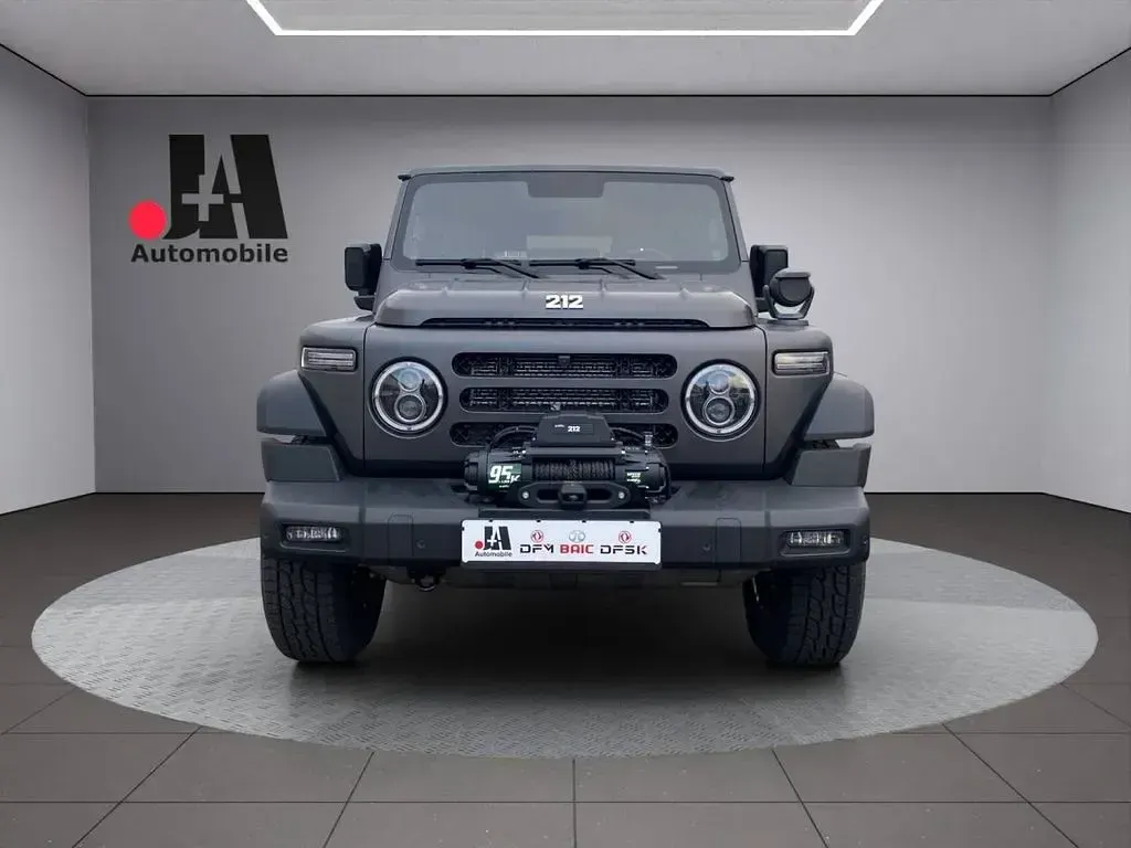 Neu BAW 212 166 PS (122 kW) 2026 Grau SUV