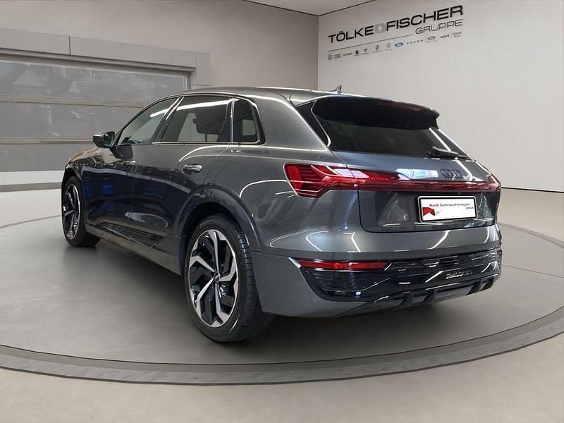 Gebraucht Audi Q8 e-tron S-Line 300 kW (408 PS) 2024 Grau SUV