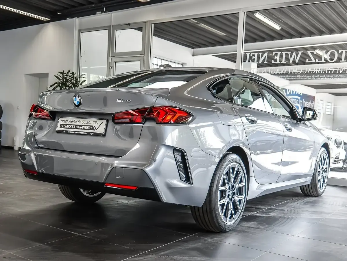 Gebraucht BMW 220 Shadowline 170 PS (125 kW) 2025 Grau Coupé
