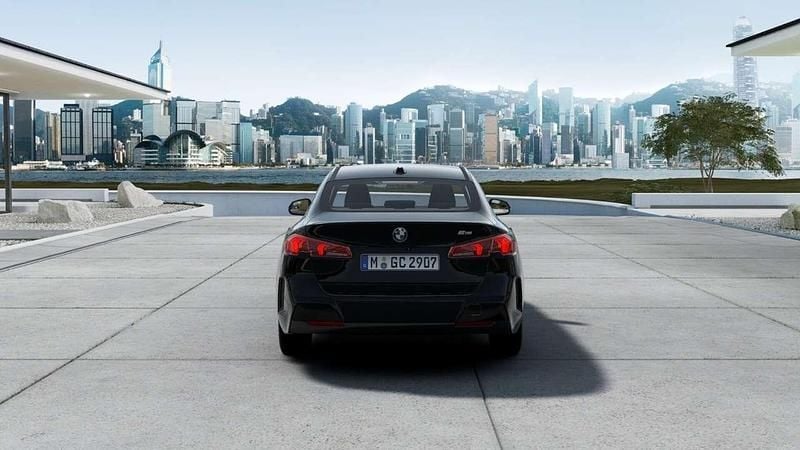 Neu BMW 216 122 PS (89 kW) 2026 Schwarz uni Coupé