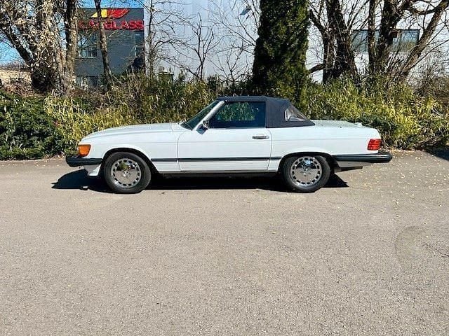 Gebraucht Mercedes 560 230 PS (169 kW) 1988 Weiß Cabrio