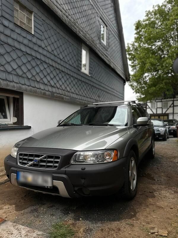 Grün Gebraucht 2007 Volvo XC70 SUV | 3.700 € (Fairer Preis) - Bild 1/4