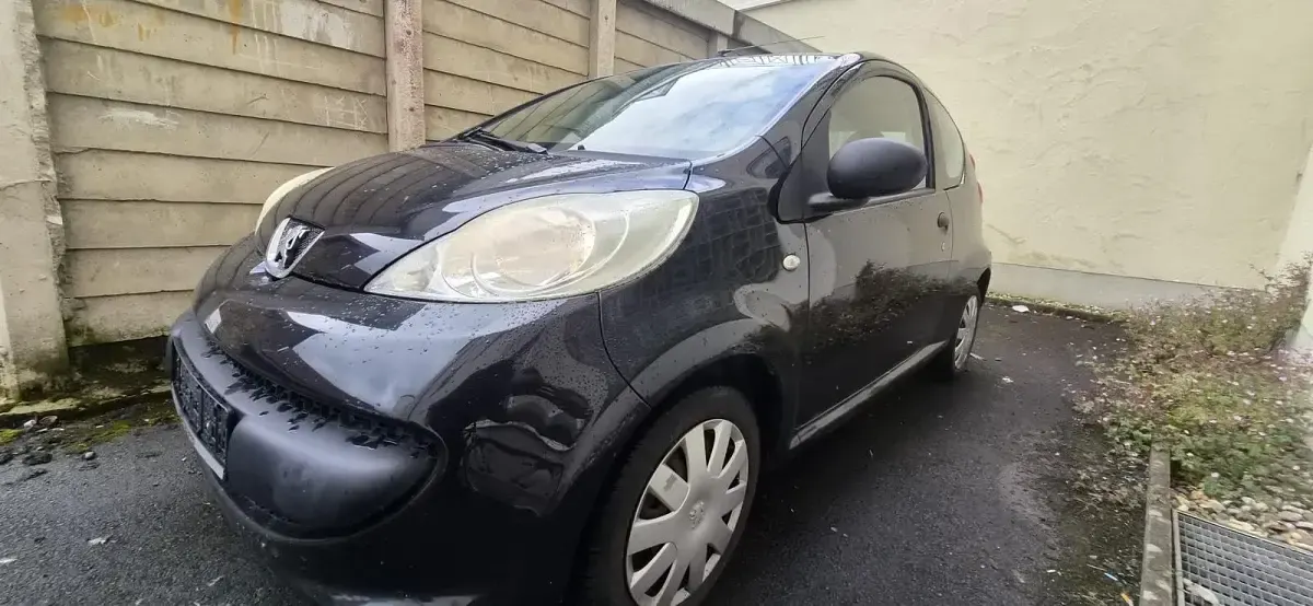 Gebraucht Peugeot 107 68 PS (50 kW) 2006 Schwarz Kleinwagen