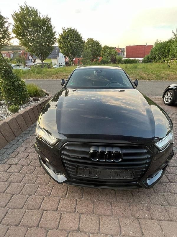 Schwarz Gebraucht 2017 Audi A6 Allroad Design Kombi | 21.350 € (Superpreis) - Bild 1/4