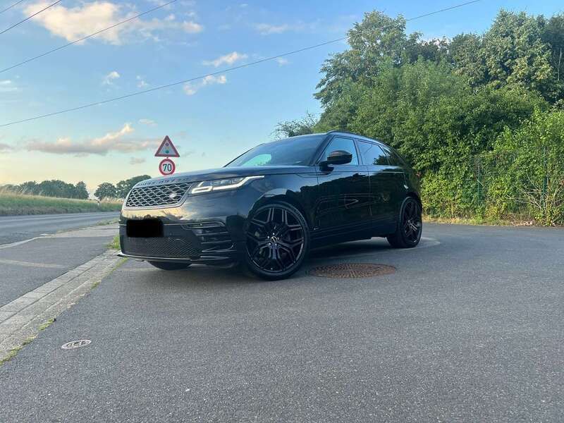 Schwarz Gebraucht 2018 Land Rover Range Rover Velar HSE Dynamic SUV | 40.000 € (Fairer Preis) - Bild 1/4