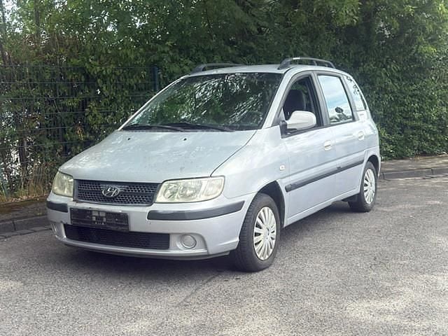 Grau Gebraucht 2006 Hyundai Matrix Van / Kleinbus | 800 € (Fairer Preis) - Bild 1/4