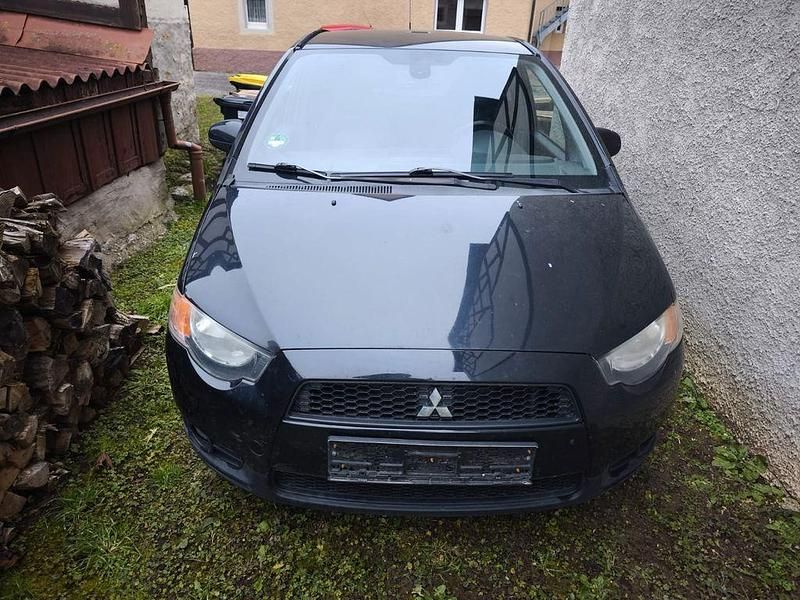 Gebraucht Mitsubishi Colt Inform 95 PS (69 kW) 2009 Schwarz Kleinwagen