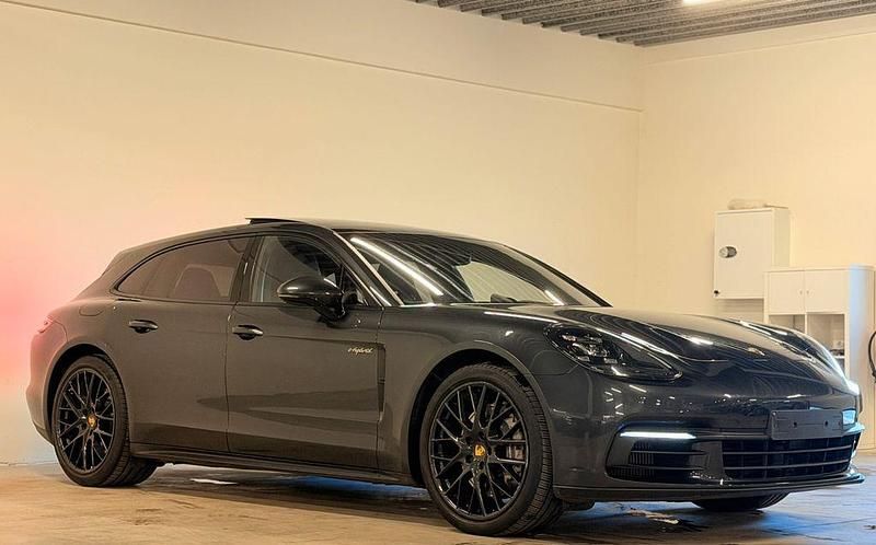 Gebraucht Porsche Panamera 4 Sport Turismo 462 PS (339 kW) 2018 Grau Limousine