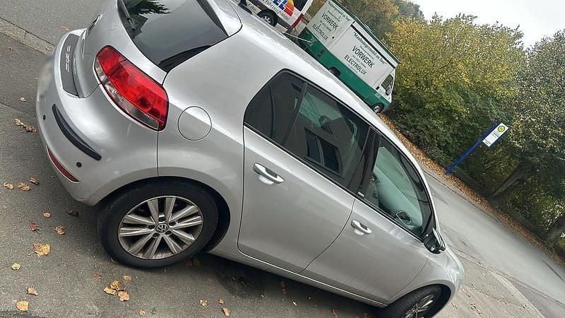 Gebraucht VW Golf VI 105 PS (77 kW) 2011 Grau Kleinwagen