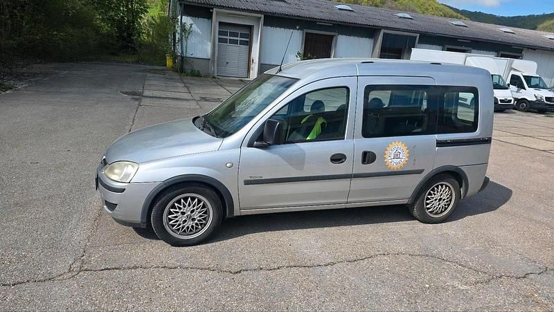 Occasion Opel Combo 75 ch (55 kW) 2004 Argent Monospace