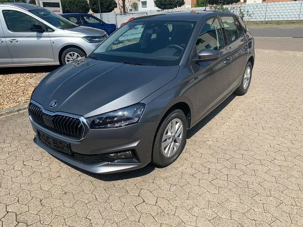 Neu Skoda Fabia 116 PS (85 kW) 2026 Grau Kleinwagen