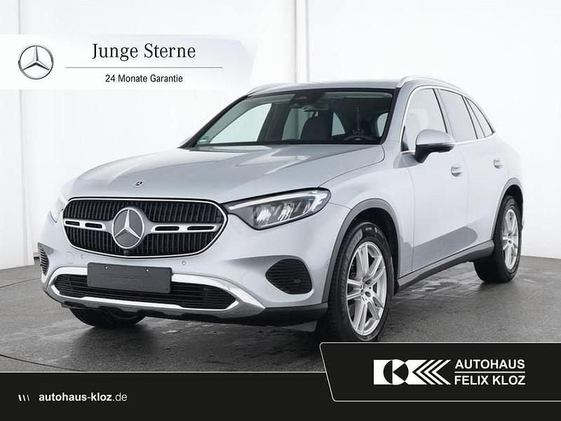 Silber Gebraucht 2024 Mercedes GLC220 Avantgarde SUV | 52.900 € (Superpreis) - Bild 1/4