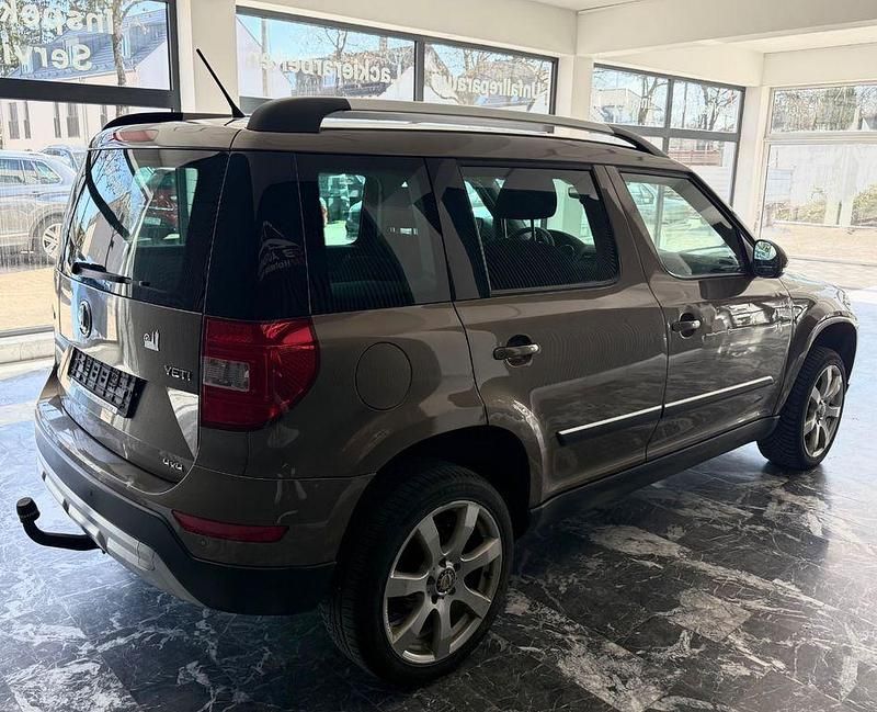 Gebraucht Skoda Yeti Ambition 150 PS (110 kW) 2016 Braun SUV