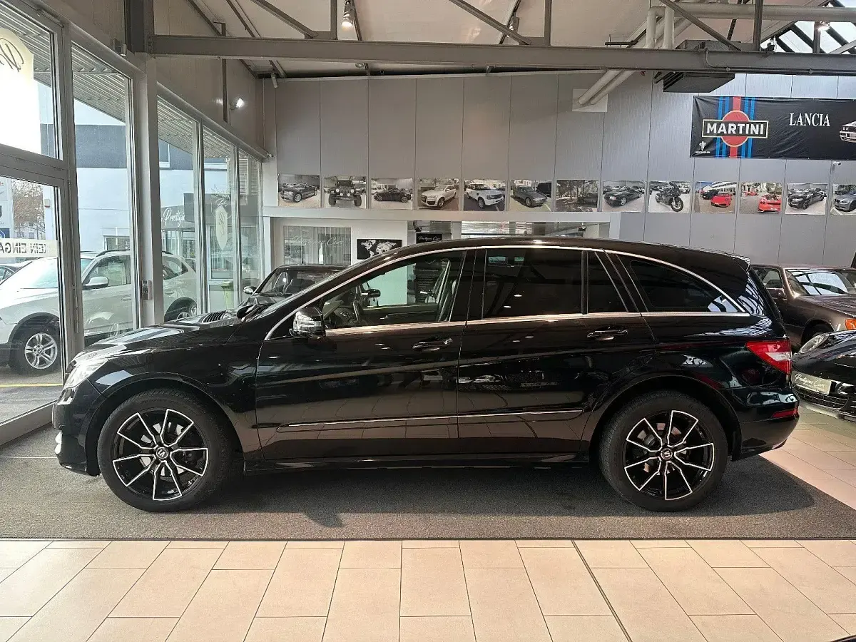 Gebraucht Mercedes R350 Sport 265 PS (194 kW) 2011 Schwarz Kombi