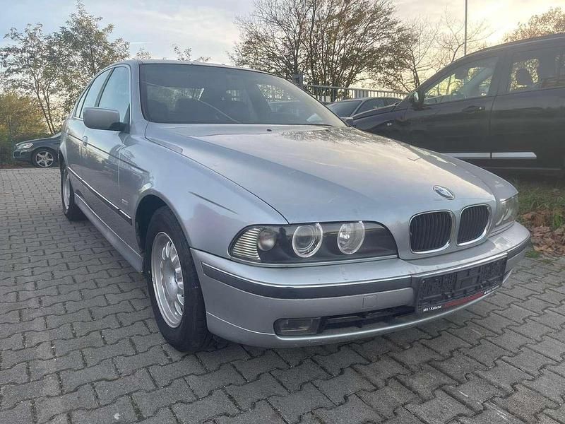 Gebraucht BMW 520 150 PS (110 kW) 1997 Arktissilber metallic Limousine
