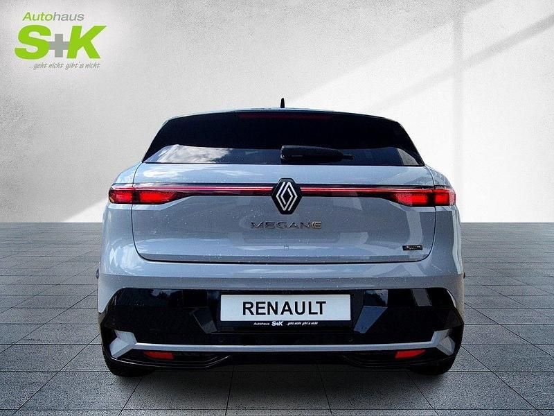 Neu Renault Megane E-Tech Iconic 160 kW (218 PS) 2025 Rafalgrau metallic, black pearlschwarz metallic (grau) Limousine