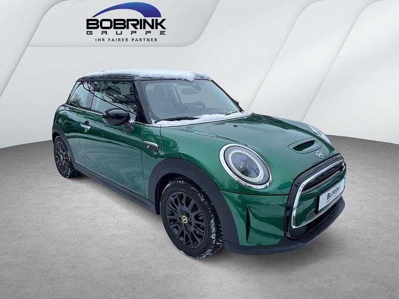 Gebraucht Mini Cooper SE Classic 135 kW (184 PS) 2023 Grün Kleinwagen