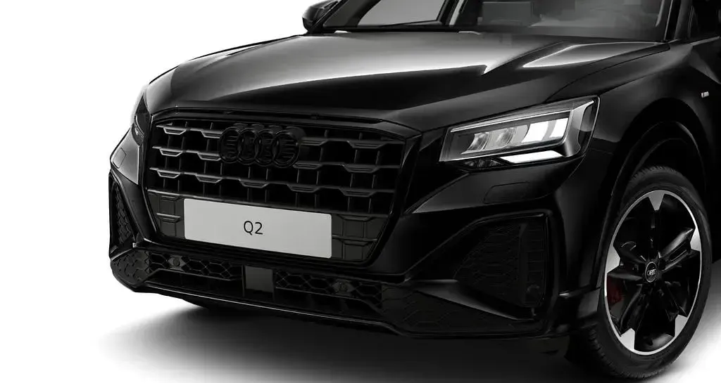 Gebraucht Audi Q2 S-Line 150 PS (110 kW) 2025 Schwarz SUV