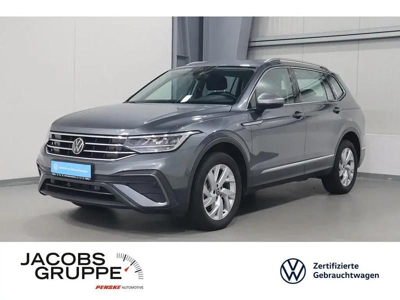 Grau Gebraucht 2022 VW Tiguan Allspace Life SUV | 30.720 € (Guter Preis) - Bild 1/3