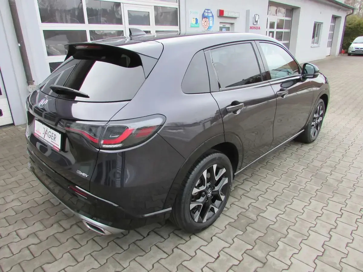 Gebraucht Honda ZR-V Advance 143 PS (105 kW) 2023 Ruse black m. SUV