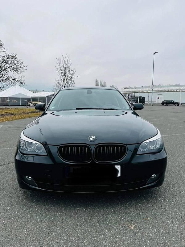 Gebraucht BMW 525 218 PS (160 kW) 2009 Schwarz Limousine