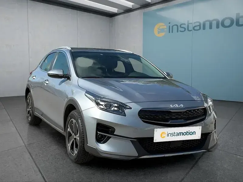 Gebraucht Kia XCeed 141 PS (103 kW) 2022 Silber SUV