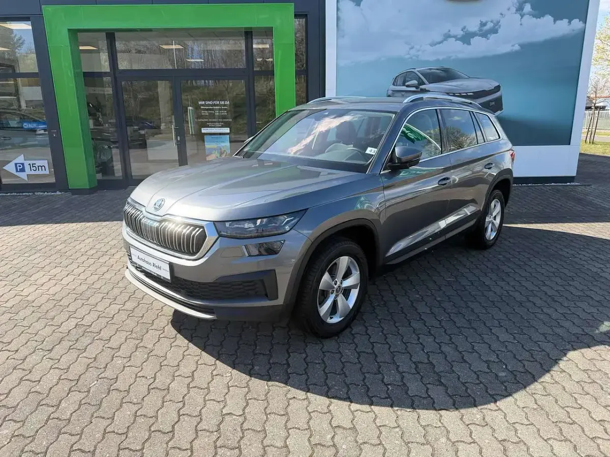 Gebraucht Skoda Kodiaq Style 150 PS (110 kW) 2023 Graphite grau metallic SUV