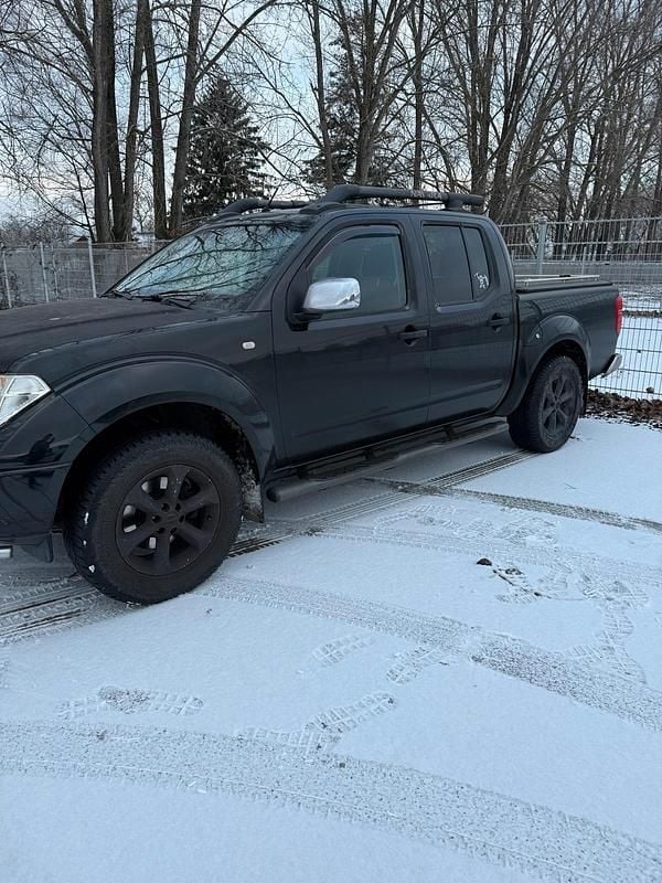 Gebraucht Nissan Navara 170 PS (125 kW) 2007 Schwarz Abholung