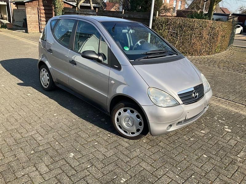 Gebraucht Mercedes A140 Classic 82 PS (60 kW) 1998 Silber Van / Kleinbus