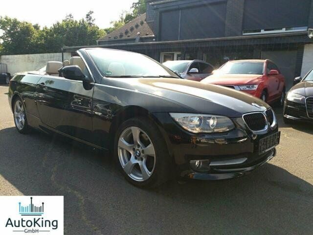 Gebraucht BMW 320 Cabriolet 184 PS (135 kW) 2011 Schwarz Cabrio