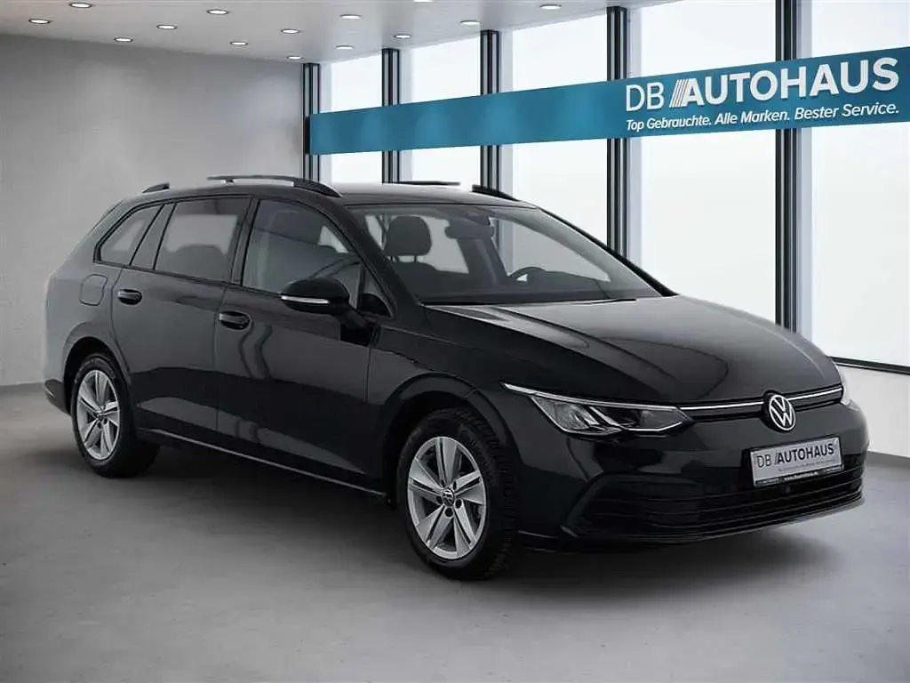Gebraucht VW Golf VIII Life 116 PS (85 kW) 2024 Schwarz Kombi