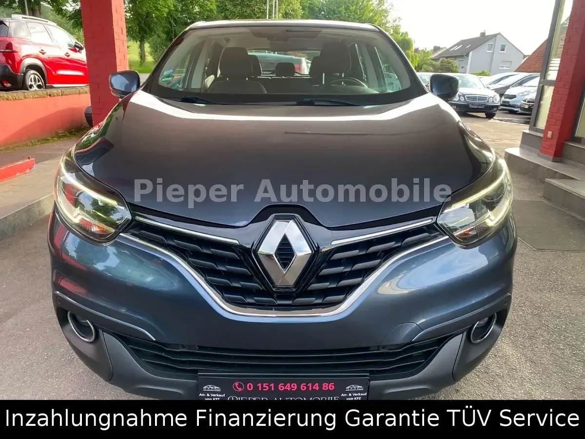 Gebraucht Renault Kadjar Experience 131 PS (96 kW) 2016 Blau SUV