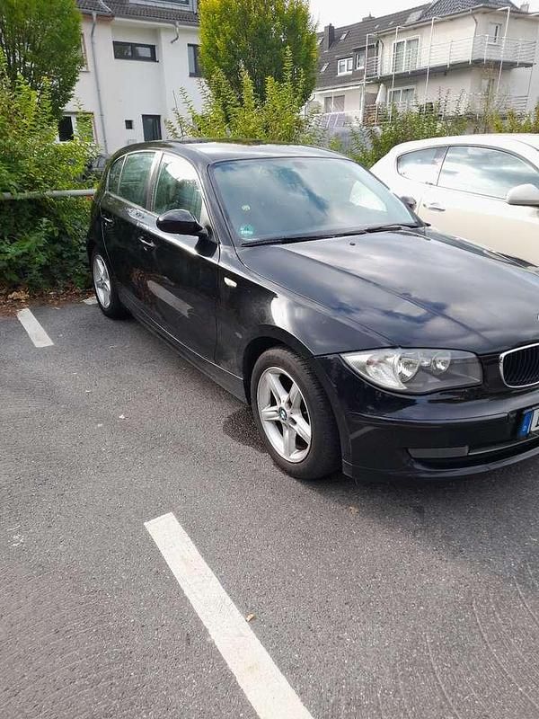 Gebraucht 2010 BMW 118 Lifestyle Kleinwagen | 2.250 € (Fairer Preis) - Bild 1/4