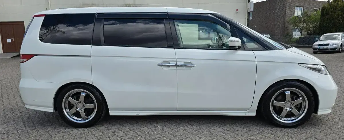Gebraucht Honda Elysion 210 PS (154 kW) 2005 Van / Kleinbus