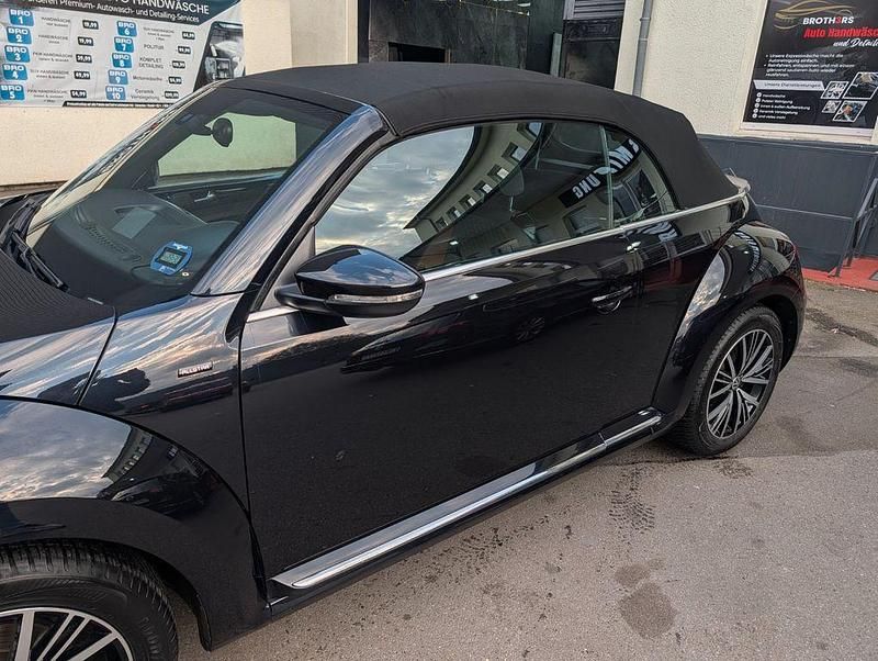 Gebraucht VW Beetle Allstar 105 PS (77 kW) 2016 Schwarz Kleinwagen