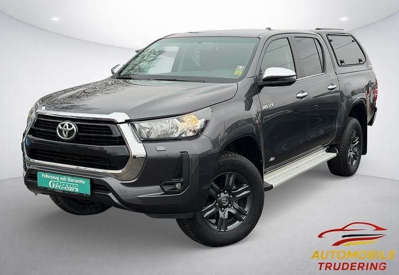 Gebraucht Toyota HiLux 150 PS (110 kW) 2023 Grau Abholung