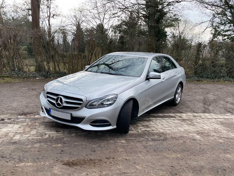 Gebraucht Mercedes E200 Avantgarde 184 PS (135 kW) 2015 Silber Limousine