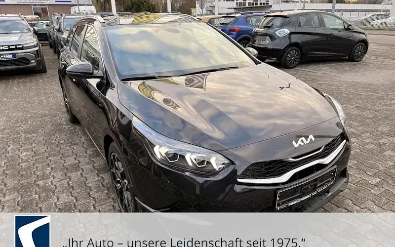 Neu Kia Ceed Sportswagon 100 PS (73 kW) 2025 Schwarz Kombi
