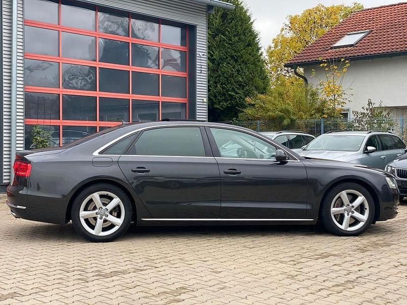 Gebraucht Audi A8L Ambiente 351 PS (258 kW) 2012 Schwarz Limousine