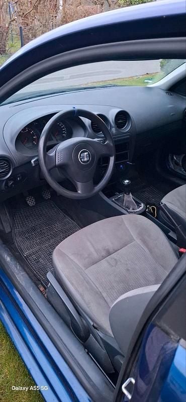 Gebraucht Seat Ibiza 65 PS (47 kW) 2003 Blau Kleinwagen