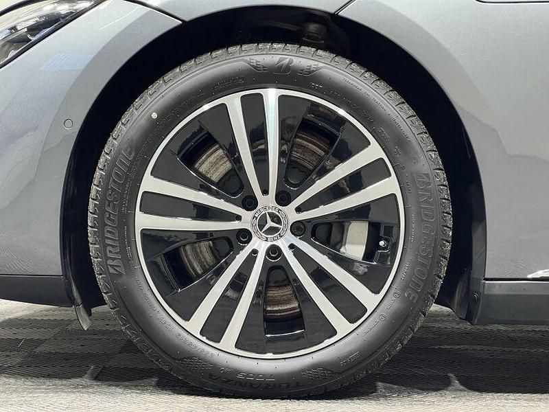 Gebraucht Mercedes 300 169 kW (231 PS) 2024 Andere