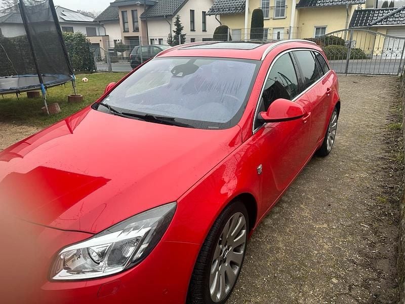 Gebraucht Opel Insignia OPC 250 PS (183 kW) 2011 Rot Kombi