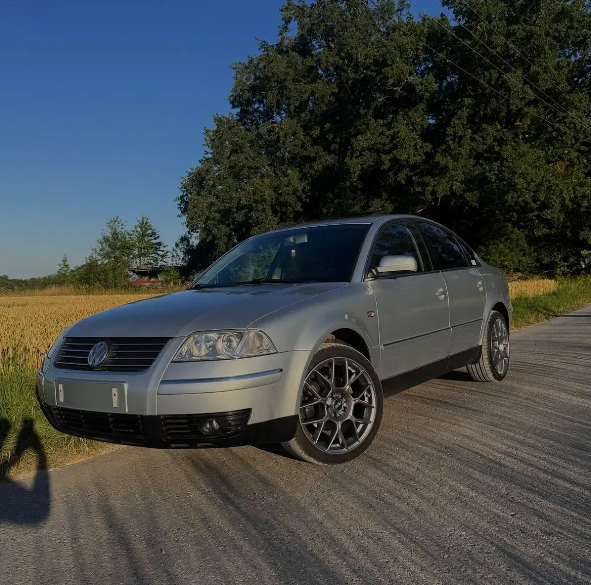 Gebraucht VW Passat Highline 150 PS (110 kW) 2001 Silber Limousine